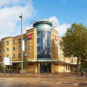 https://ibis-london-stratford.brighton-hotels-england.com